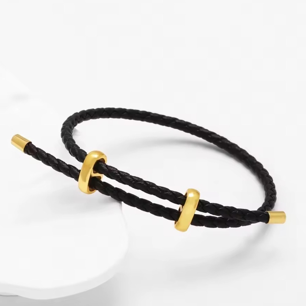 Trendy Black Thread String Bracelet - Picture 2 of 4